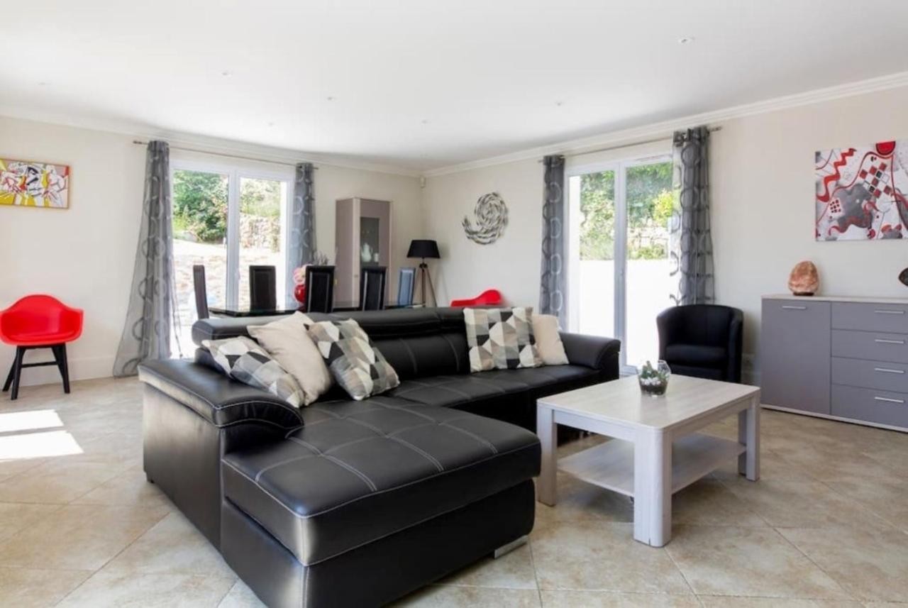 Cote D'Azur, Villa New Gold Dream With Heated And Privat Pool, Sea View Le Rouret Exterior foto